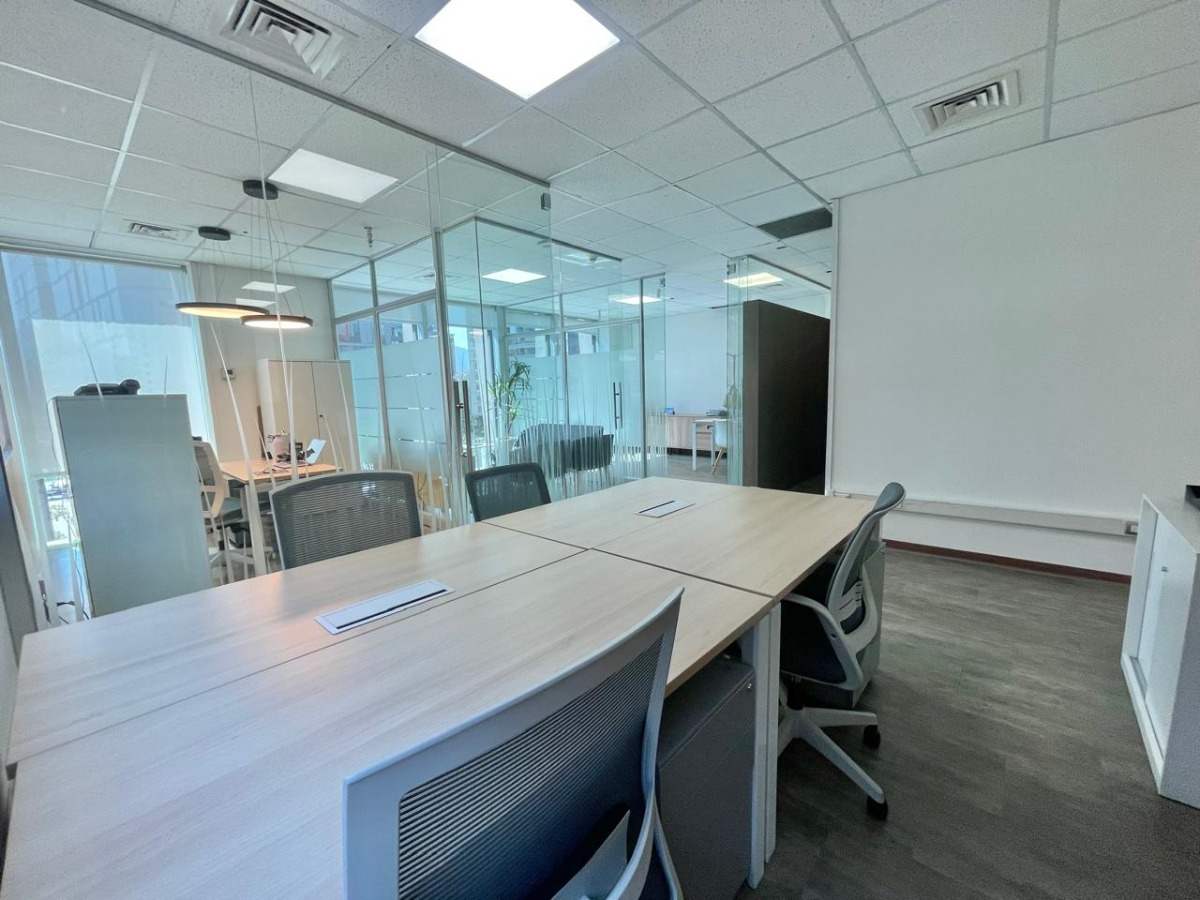 Arriendo Oficina N 2B 2E 1Bd Metro Manquehue - Apumanque - Las Condes