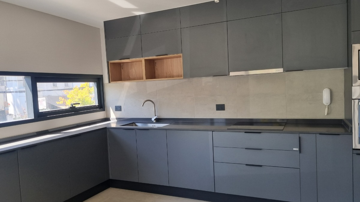 Arriendo Departamento NO 3D 2B 1E 1Bd In&eacute;s de Su&aacute;rez - Providencia
