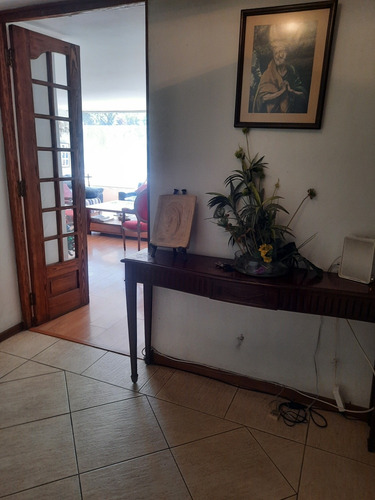 Venta Departamento NO 4D en suite Walk-in cl&oacute;set 3B 2E 2B Vaticano - Las Condes
