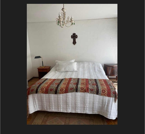 Arriendo Casa NO 6D en suite Walk-in cl&oacute;set 5B 4E 2B Jard&iacute;n Del Este - Vitacura