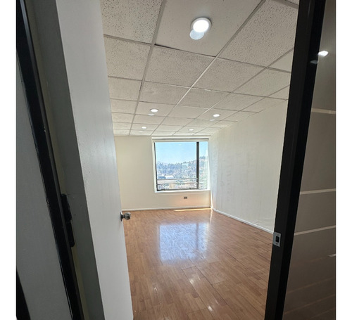 Arriendo Oficina NO 4B 4E 2B Pedro de Valdivia - Providencia