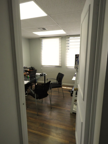 Arriendo Oficina NP 2B 2E 1B Campus Oriente - Providencia