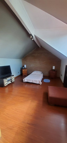 Venta Casa 3D en suite Walk-in cl&oacute;set 3B 4E 1B Bellavista - Providencia