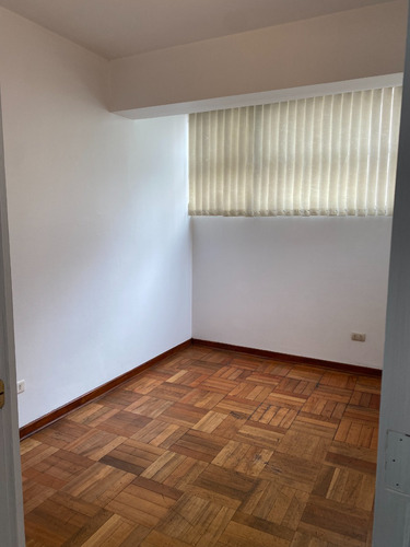 Arriendo Departamento NP 3D en suite 2B 1E Metro Tobalaba - Mall Costanera - Providencia