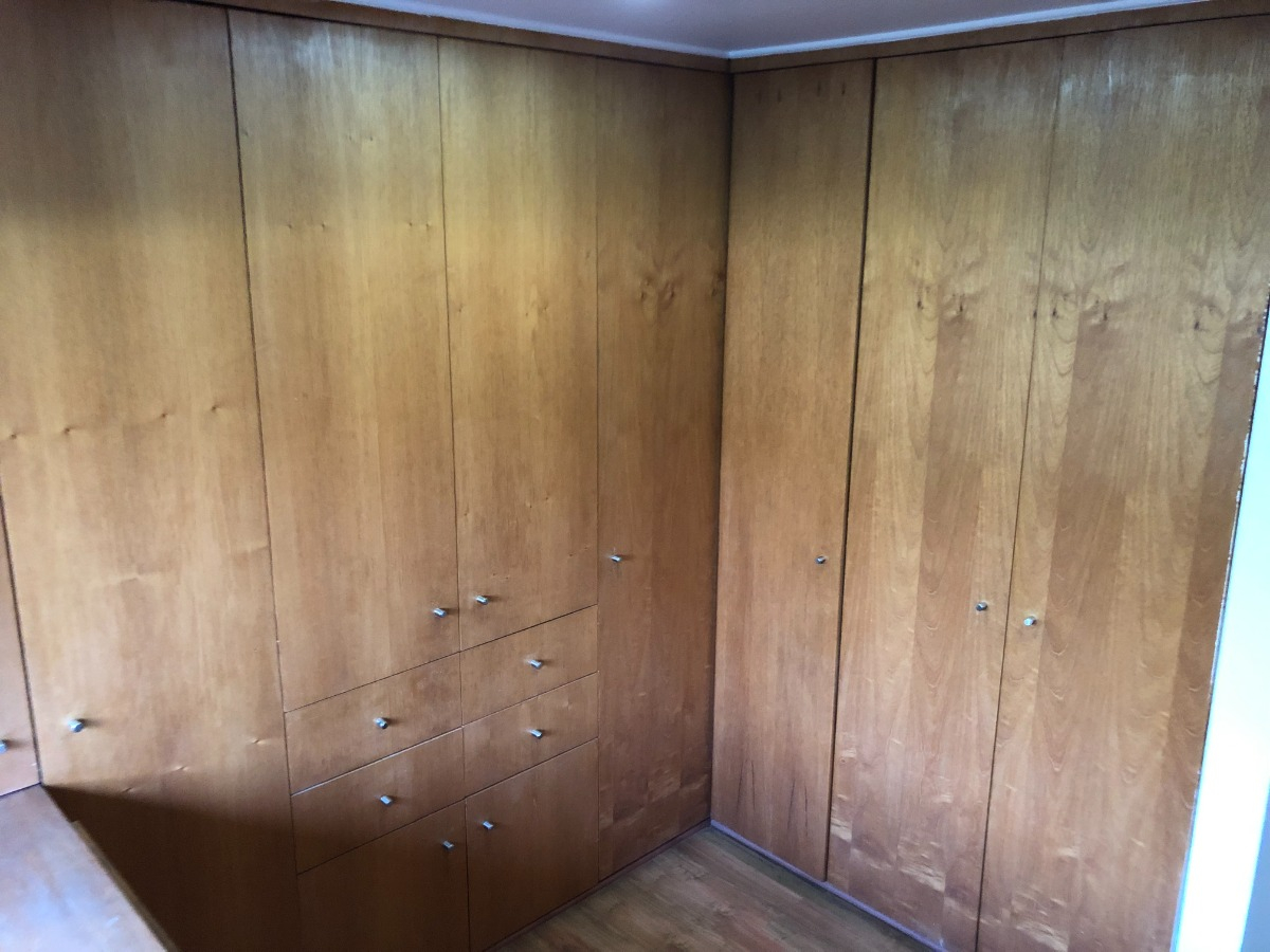 Venta Casa NOSP 5D en suite Walk-in cl&oacute;set 4B 3E Carlos Ossand&oacute;n - La Reina