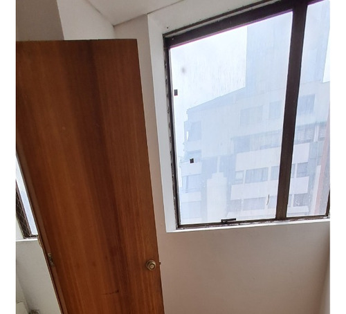 Arriendo Departamento NO 4D en suite 3B 1E 1B Barrio El Golf - Las Condes