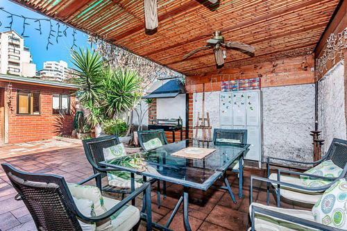 Venta Casa O 4D en suite Walk-in cl&oacute;set 4B 3E 1B Rotonda Atenas - Las Condes