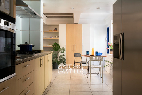 Venta Casa NOSP 4D en suite Walk-in cl&oacute;set 4B 2E 1B Carlos Ossand&oacute;n - La Reina