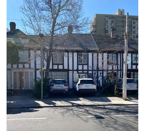 Arriendo Oficina 4B 3E 1B Barrio El Golf - Las Condes