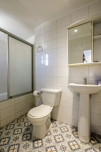 Arriendo Casa NO 4D en suite Walk-in cl&oacute;set 3B 3E 1B Metro Bilbao - Providencia