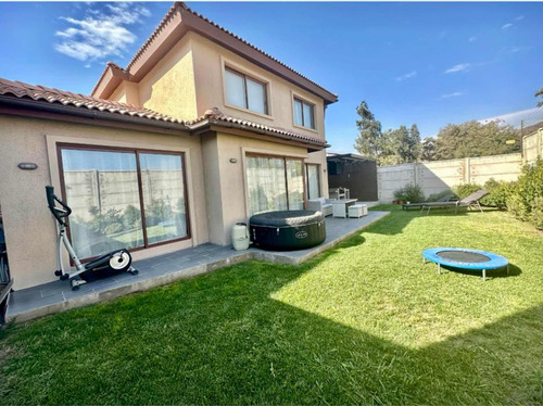 Venta Casa 3D 3B 3E Chicureo - Colina