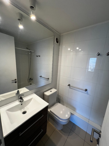 Venta Departamento SO 2D en suite Walk-in cl&oacute;set 2B 2E 1B Los Dominicos - Las Condes