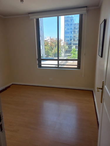 Arriendo Departamento NP 2D en suite 2B 1E Barrio El Golf - Las Condes