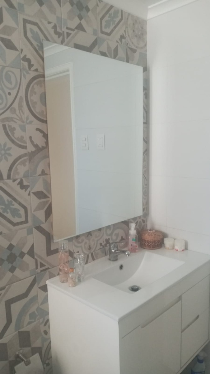 Arriendo Casa NO 3D 2B 2E Metro Bilbao - Providencia