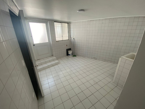 Arriendo Casa 4D 4B 3E 1B Carlos Ossand&oacute;n - La Reina