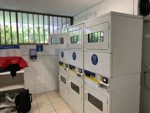 Arriendo Departamento SP 2D en suite Walk-in cl&oacute;set 2B 1E 1B Barrio El Golf - Las Condes