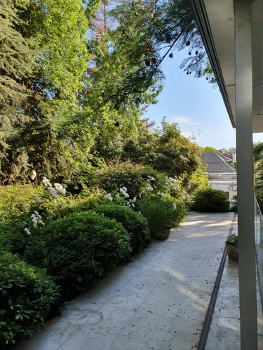 Venta Casa NO 6D 5B 3E 1B Metro Escuela Militar - Las Condes