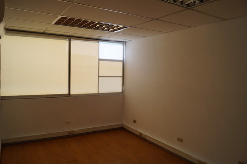 Arriendo Oficina N 2B 3E Pedro de Valdivia - Providencia