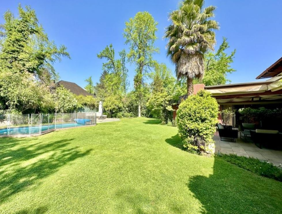 Venta Casa NO 6D 5B 5E 1Bd Santa Mar&iacute;a de Manquehue - Vitacura