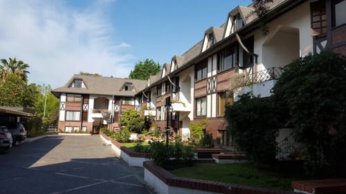 Arriendo Departamento NO 2D en suite Walk-in cl&oacute;set 3B 1E 1B Barrio El Golf - Las Condes