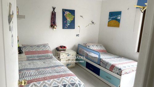 Venta Casa NP 5D en suite Walk-in cl&oacute;set 4B 2E 1B San Carlos de Apoquindo - Las Condes