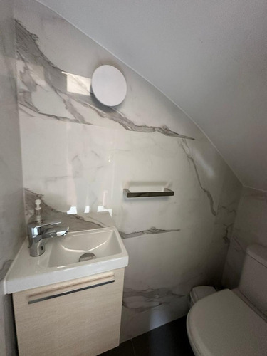 Arriendo Casa 6D en suite Walk-in cl&oacute;set 4B 4E 1B Metro Manquehue - Apumanque - Las Condes