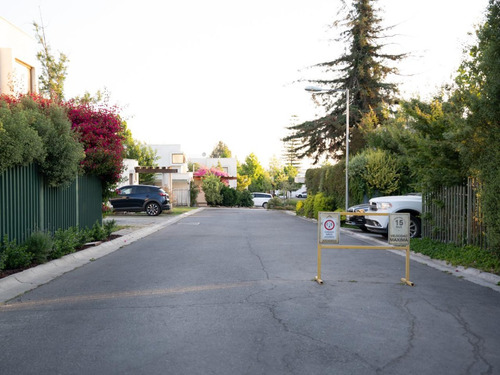 Venta Casa NO 4D en suite Walk-in cl&oacute;set 4B 2E 1B La Reina Alta - La Reina