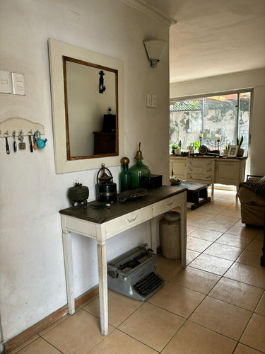 Arriendo Casa NO 4D en suite 3B 3E 1B Los Dominicos - Las Condes