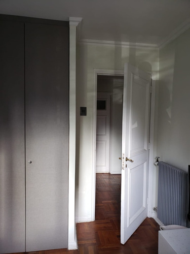 Venta Casa 4D en suite Walk-in cl&oacute;set 3B 1E 1B Vaticano - Las Condes