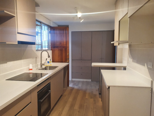 Venta Casa NOSP 5D en suite 4B 2E 1B Los Dominicos - Las Condes