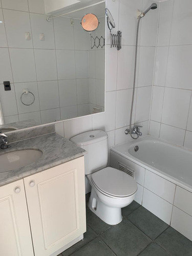 Arriendo Departamento NO 3D en suite Walk-in cl&oacute;set 3B 1E 1B Las Lilas - Providencia