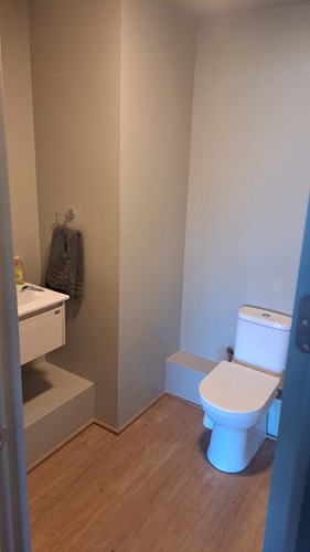 Arriendo Oficina P 1B 2E 1B La Dehesa - Lo Barnechea