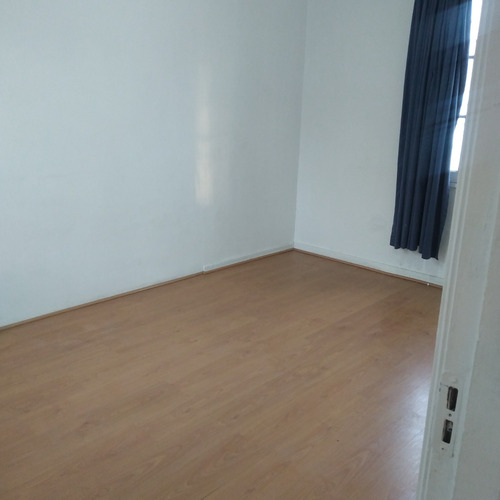 Arriendo Casa SO 6D Walk-in cl&oacute;set 3B 5E 2B Troncos Viejos - La Reina