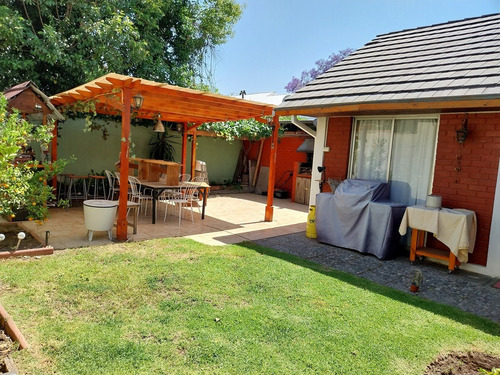 Venta Casa 4D 3B 2E 2B  - Las Condes