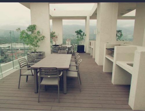 Venta Departamento SO 2D en suite Walk-in cl&oacute;set 2B 1E 1B Plaza Ega&ntilde;a - &Ntilde;u&ntilde;oa