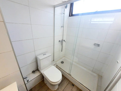 Venta Departamento SO 2D en suite Walk-in cl&oacute;set 2B 1E 1B Barrio Italia - Providencia