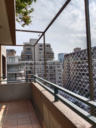 Arriendo Departamento NP 2D 1B 1E Metro Escuela Militar - Las Condes