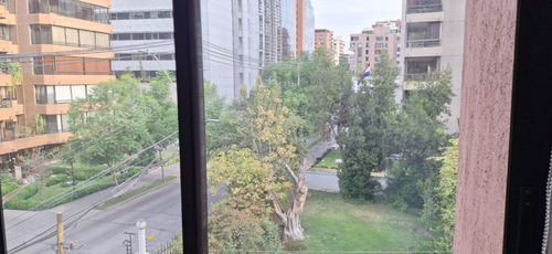 Arriendo Departamento 2D en suite 2B 1E Barrio El Golf - Las Condes