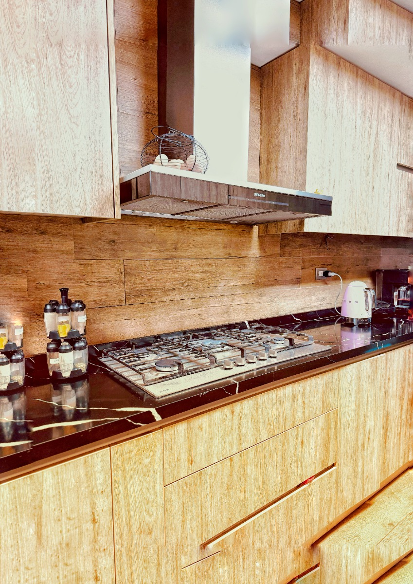 Venta Departamento O 4D en suite Walk-in cl&oacute;set 4B 1E 1Bd Barrio El Golf - Las Condes