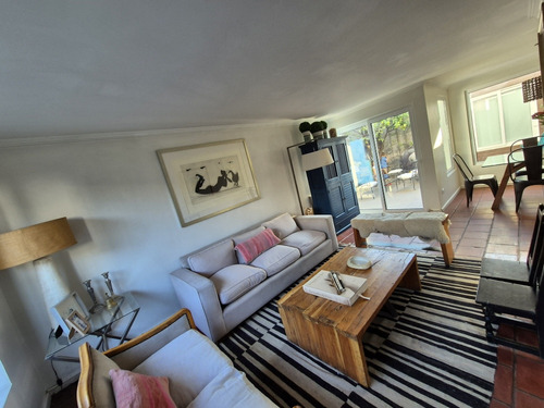 Venta Casa 3D en suite 3B 1E Troncos Viejos - La Reina