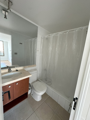 Venta Departamento O 2D en suite 2B 1E 1B Metro Escuela Militar - Las Condes