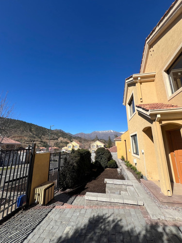 Venta Casa 4D 3B 2E 1B La Dehesa - Lo Barnechea