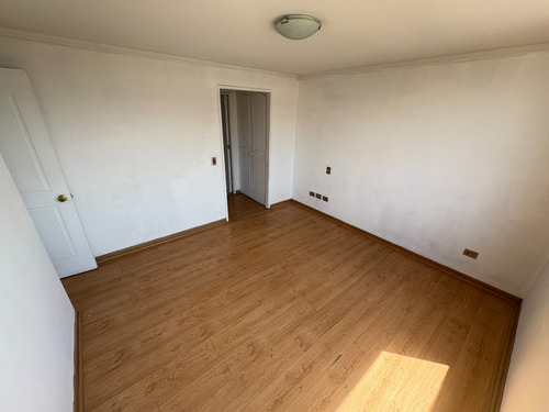 Venta Departamento O 3D en suite 2B 2E 1B Plaza Ega&ntilde;a - &Ntilde;u&ntilde;oa