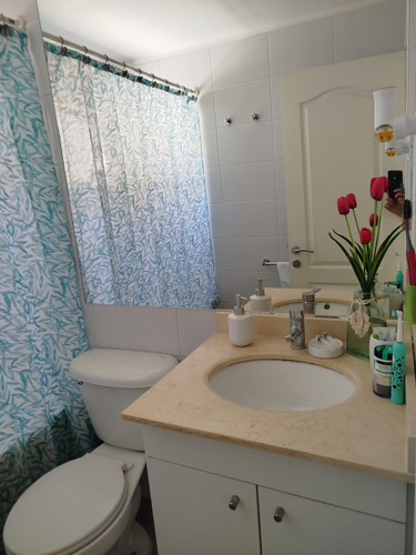 Venta Casa 4D en suite Walk-in cl&oacute;set 3B 2E 1B Chicureo - Colina