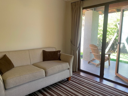 Venta Casa NOSP 4D en suite Walk-in cl&oacute;set 4B 6E 1B Chicureo - Colina