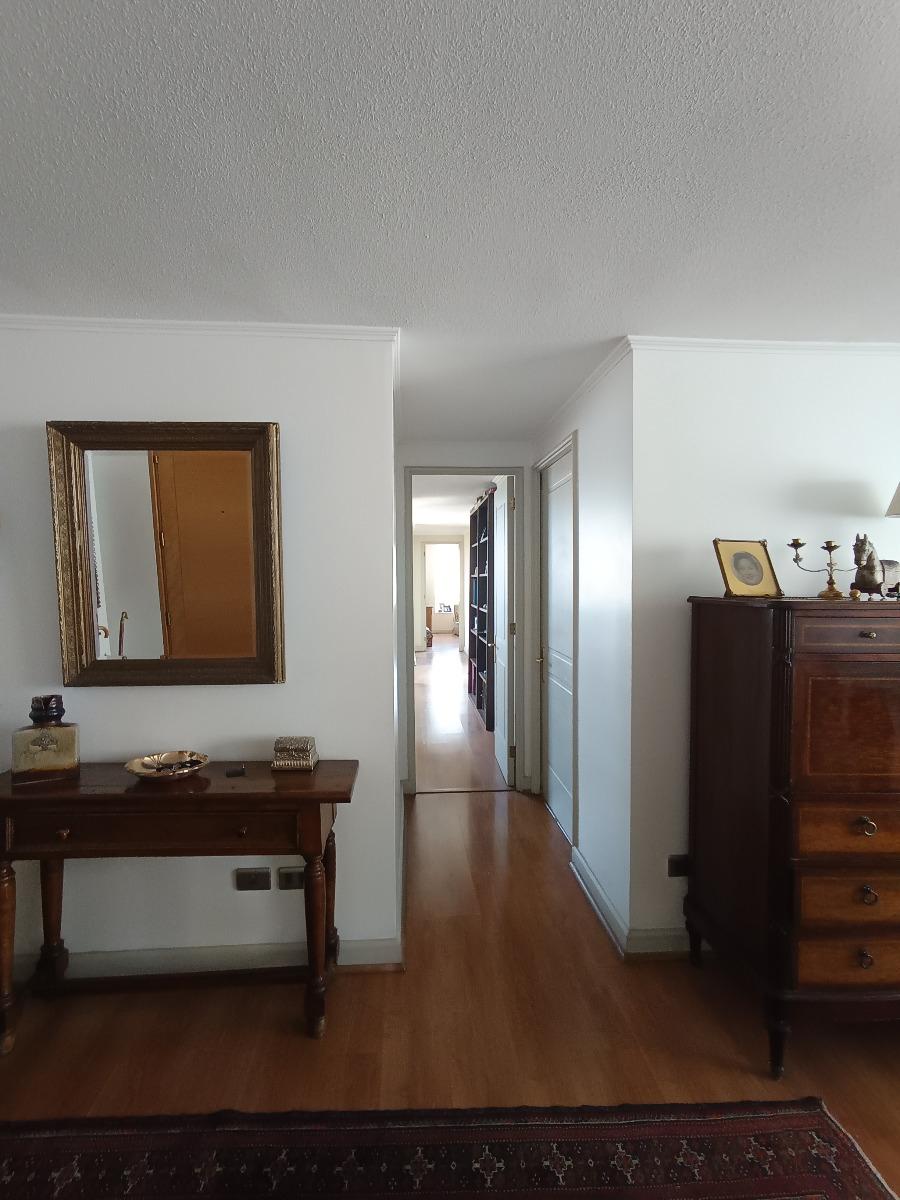 Venta Departamento SO 3D 3B 2E 1Bd Rotonda Atenas - Las Condes
