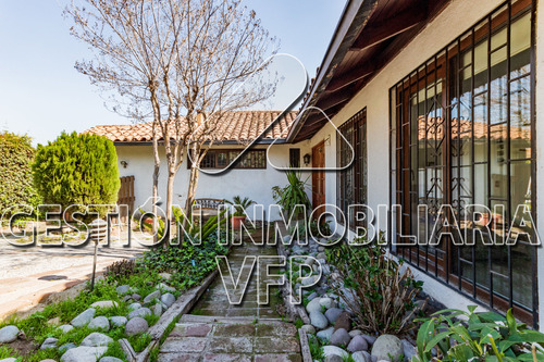 Venta Casa NO 5D en suite Walk-in cl&oacute;set 4B 4E 1B La Reina Alta - La Reina