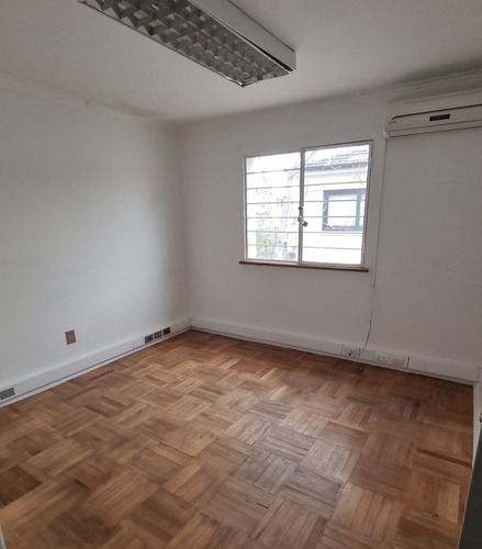 Arriendo Oficina NP 2B 3E 2B Barrio Italia - Providencia