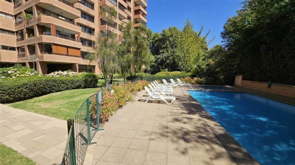 Venta Departamento NO 4D en suite Walk-in cl&oacute;set 3B 2E 1Bd Col&oacute;n Oriente - Vital Apoquindo - Las Condes