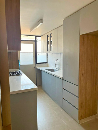 Arriendo Departamento SO 3D en suite 3B 1E 1B Barrio El Golf - Las Condes